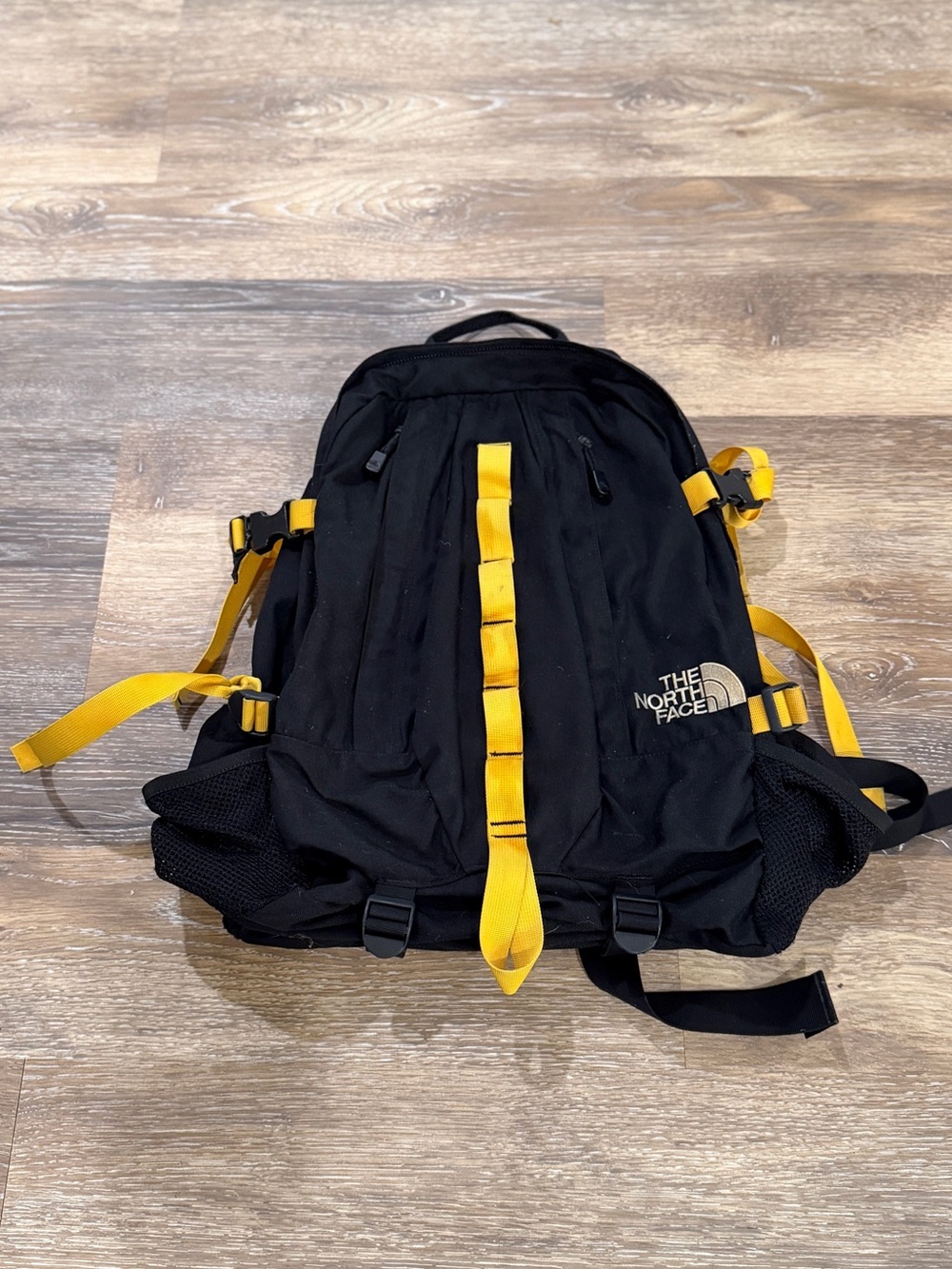 The North Face Technical Daypack 28L - Black Yellow
